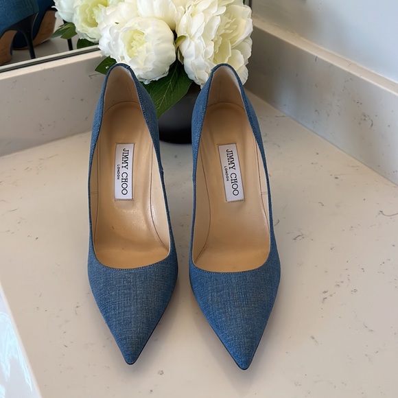 Like New Jimmy Choo classic! - Picture 2 of 5